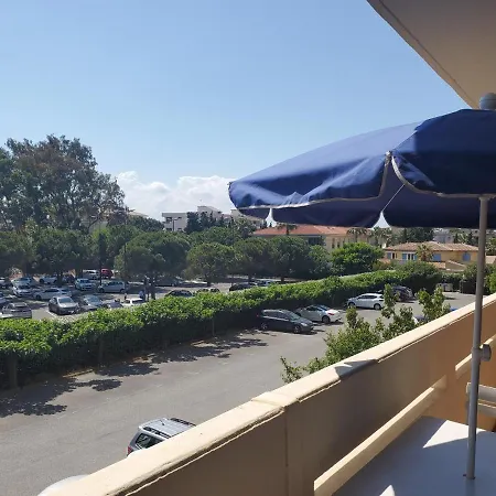 Appartement Port FREJUS Studio 2 Personnes 400 m des plages Ba