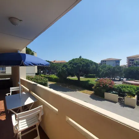 Port FREJUS Studio 2 Personnes 400 m des plages Ba